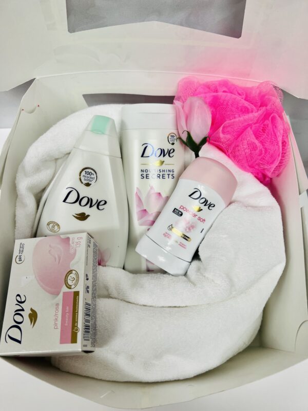 Dove Luxury Spa Gift Box Gift Sets
