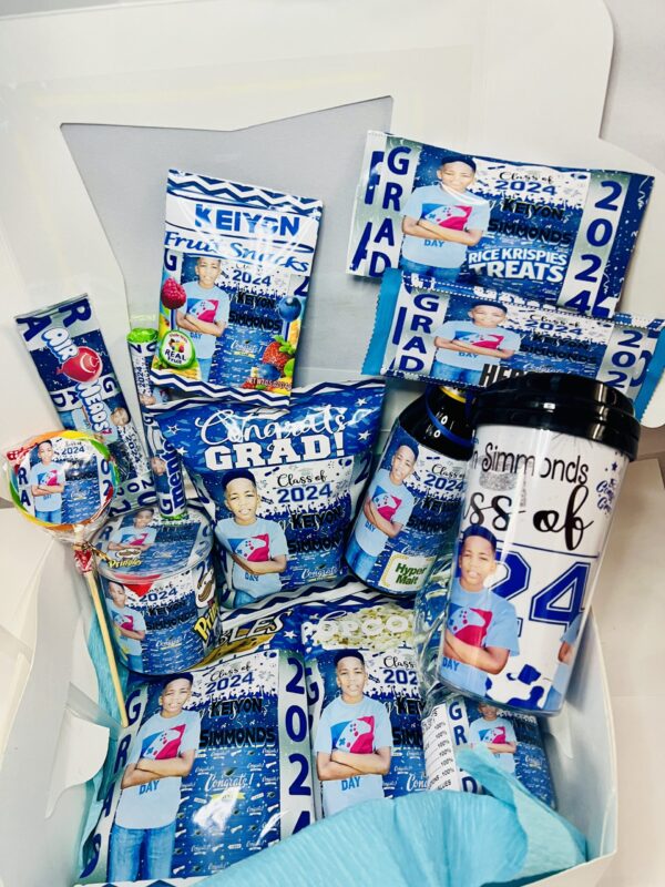 IMG_1548 Graduation Fully Personalized Bucket/Gift Box/Basket With Bubble Balloon