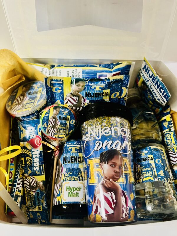 IMG_1647 Graduation Fully Personalized Bucket/Gift Box/Basket With Bubble Balloon