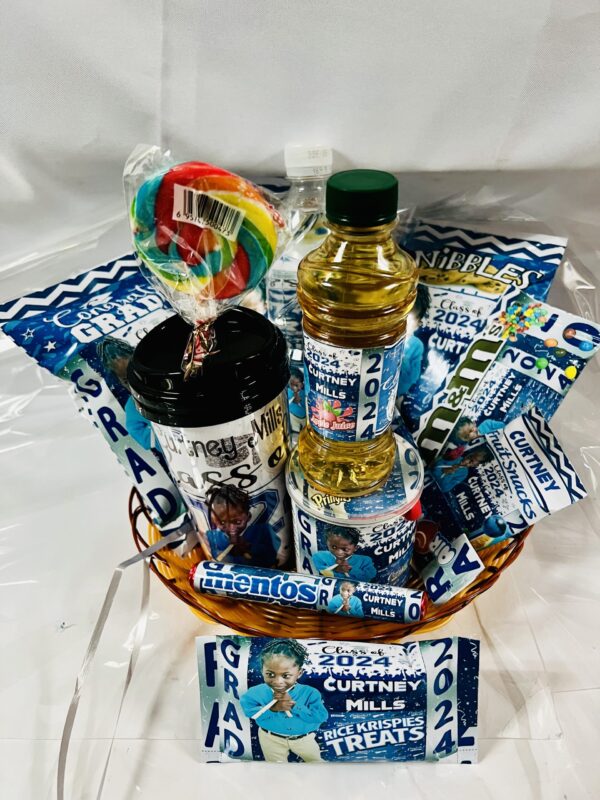 IMG_1844 Graduation Fully Personalized Bucket/Gift Box/Basket With Bubble Balloon