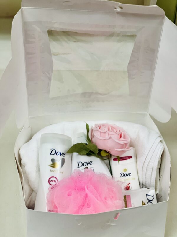 IMG_5344 Dove Luxury Spa Gift Box