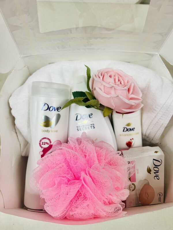 IMG_5346 Dove Luxury Spa Gift Box