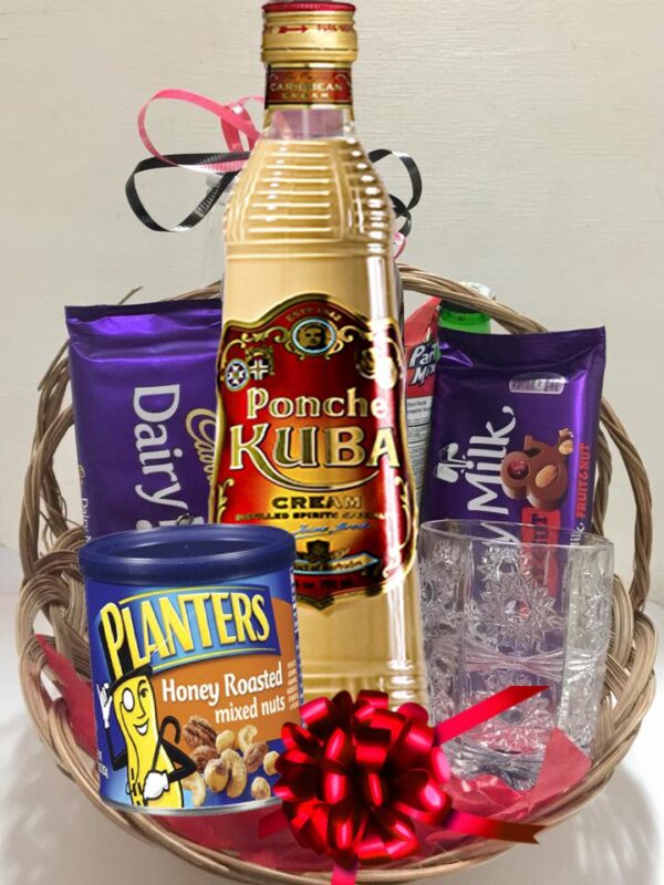 Ponche Kuba Gift basket Liquor Gift Baskets