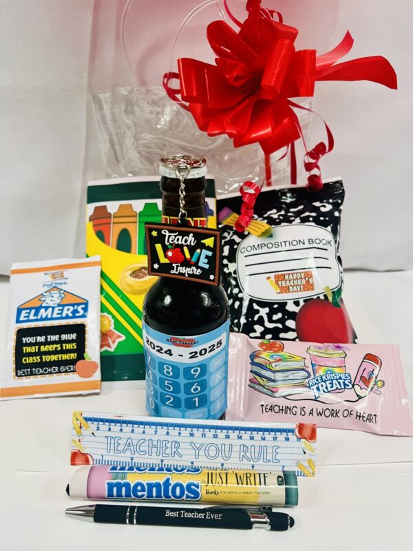 IMG_3171 Teacher’s Appreciation Snack Replica Gift Bag – Creative School-Themed Treats with Pen & Keychain